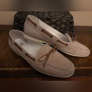 Amalfi Suede Flat Loafers size 8
